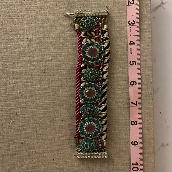 🎈Chunky jeweled statement bracelet - Picture 3 of 6